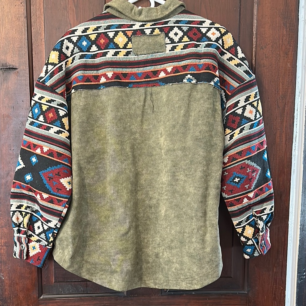 Tribal Patterned Button-Up Shirt - image 2